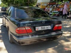 Car Image Blur