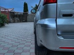 Car Image Blur