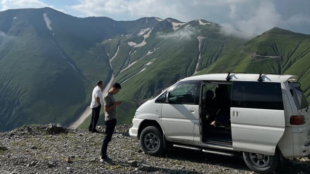 Mitsubishi Delica IV Деликатес