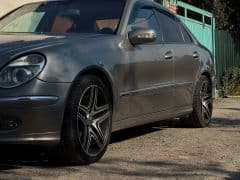 Car Image Blur