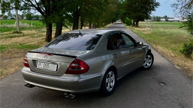 Mercedes-Benz E-Класс III (W211, S211) DerKommissar