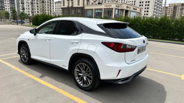 Lexus RX IV Гибридушка