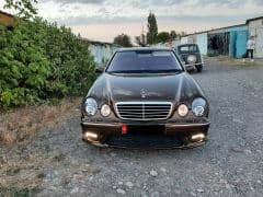 Car Image Blur