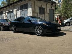 Car Image Blur