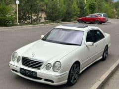 Car Image Blur