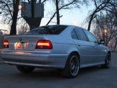 Car Image Blur