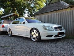 Car Image Blur