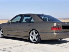 Car Image Blur