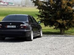Car Image Blur