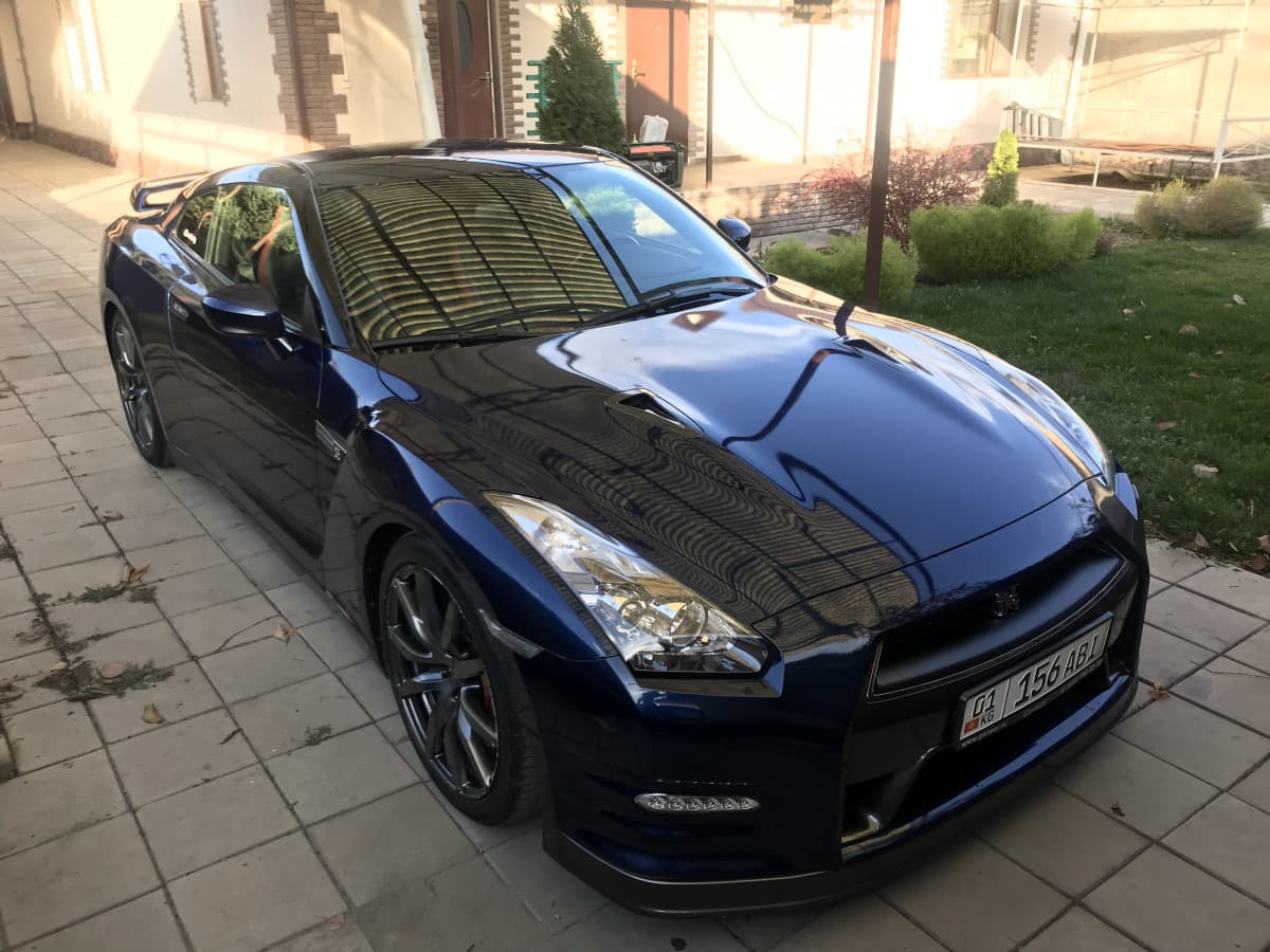 Nissan GT-R I Рестайлинг 1 синяя мышь