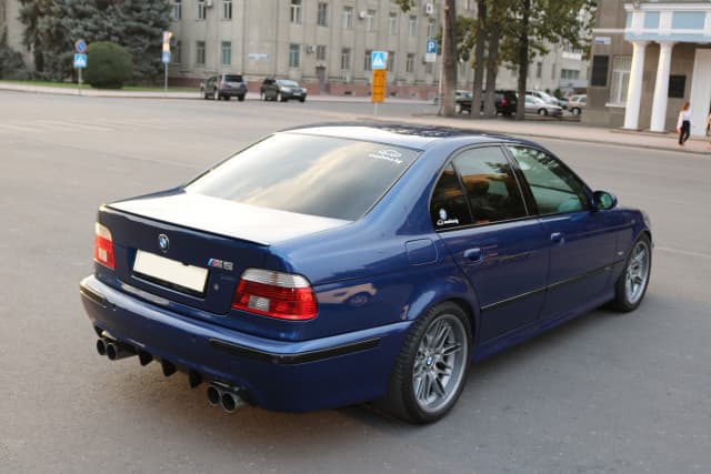 BMW M5 III (E39) мка