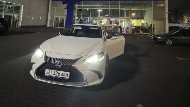 Lexus ES VII Рестайлинг 