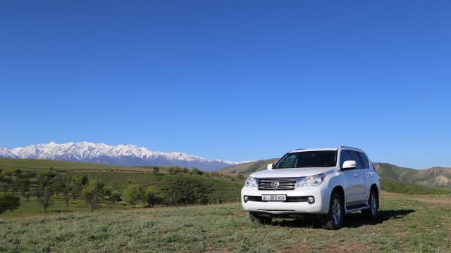 Lexus GX II Avalanche