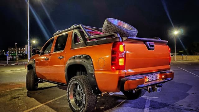 Chevrolet Avalanche II By mrYo