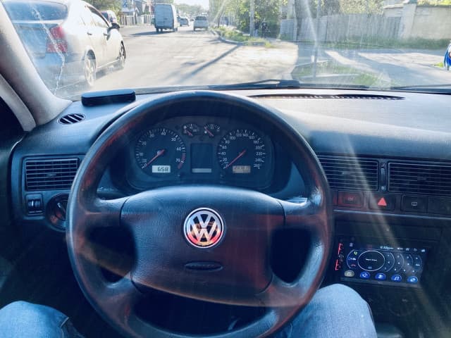 Volkswagen Golf IV 