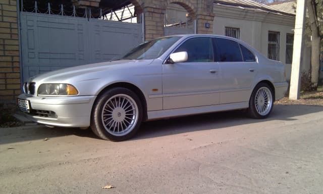 Car Image Blur