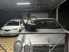 Car Image Blur