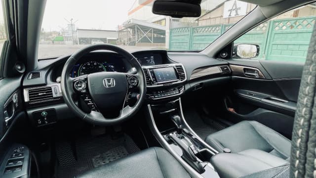 Honda Accord IX Рестайлинг Черный гибрид