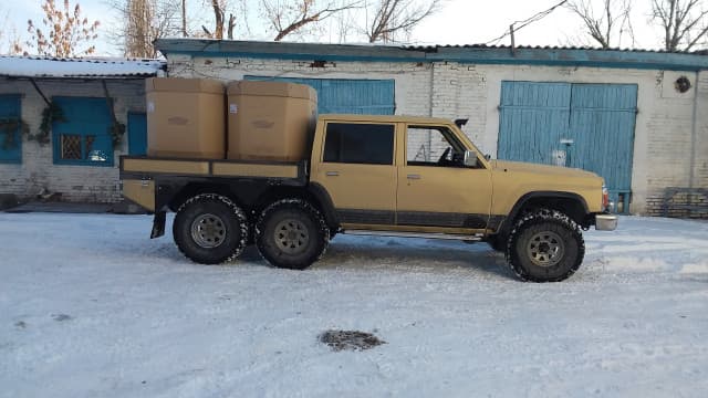 Nissan Patrol IV (Y60) Ниссан патрол 6х6 пикап