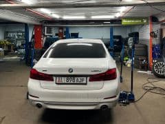 Car Image Blur