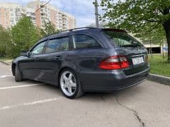 Car Image Blur
