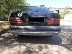 Car Image Blur