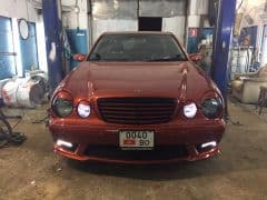 Car Image Blur