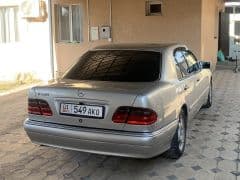 Car Image Blur
