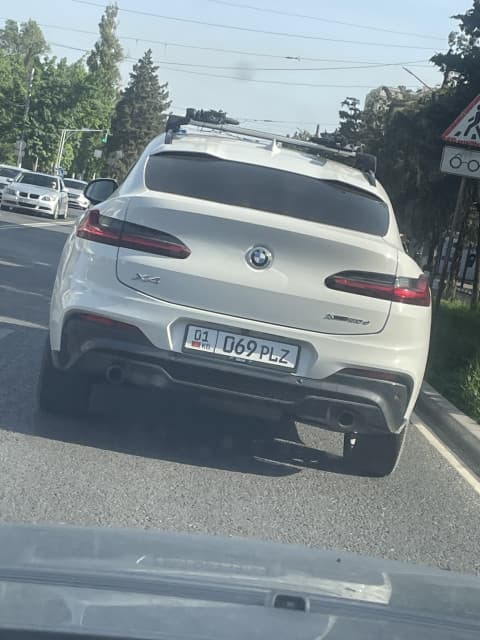 Car Image Blur