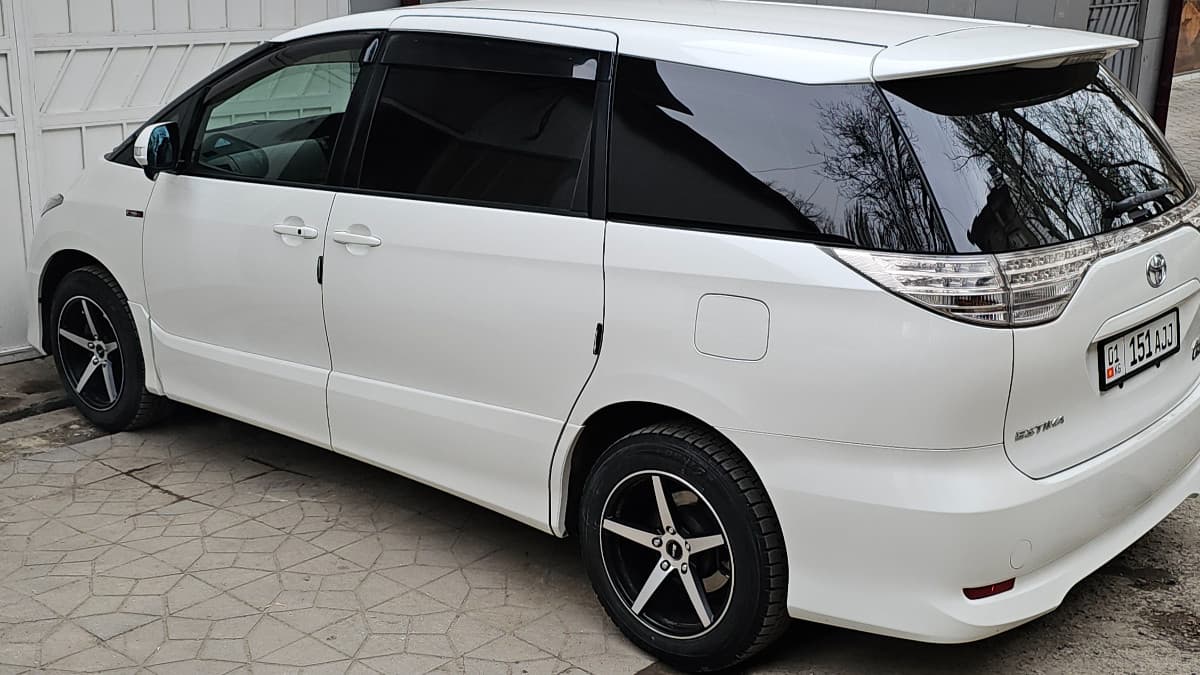 Toyota Estima III Ласточка