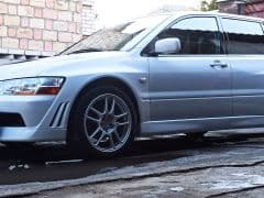 Mitsubishi Lancer Evolution IX почти эво