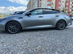 Car Image Blur