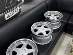 Car Image Blur