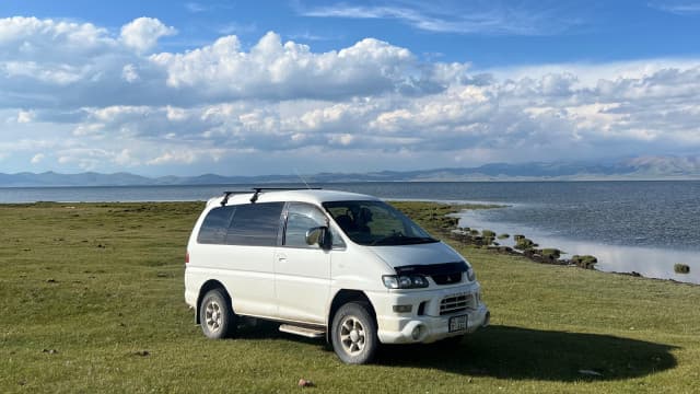 Mitsubishi Delica IV Деликатес