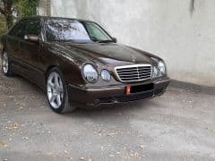 Car Image Blur