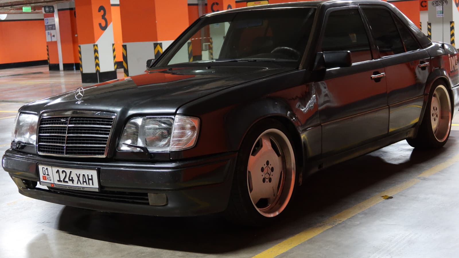 Mercedes-Benz E-Класс I (W124) Волчок