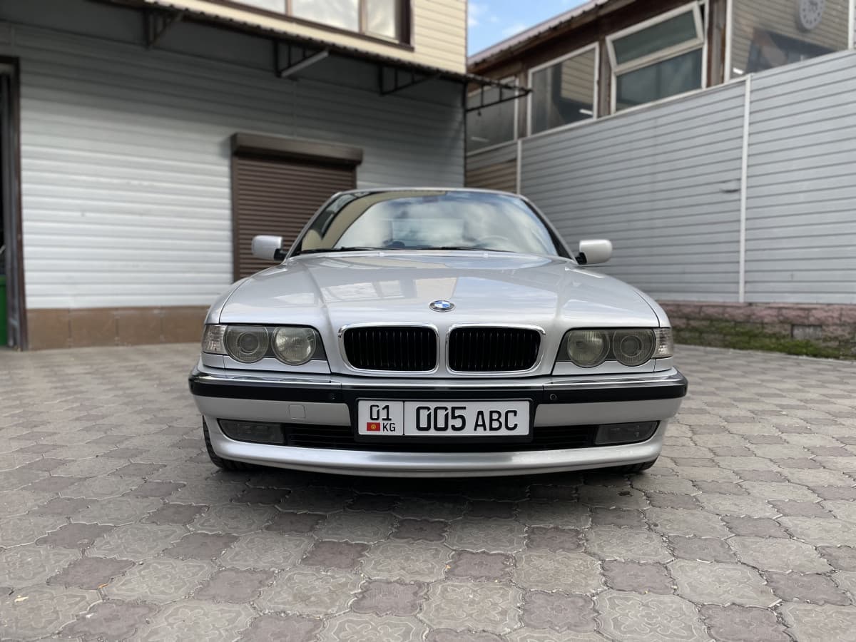 BMW 7 серии III (E38) Рестайлинг 