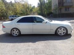 Car Image Blur