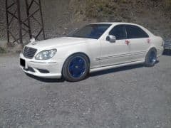 Car Image Blur
