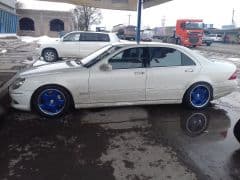 Car Image Blur