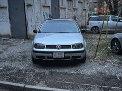 Car Image Blur