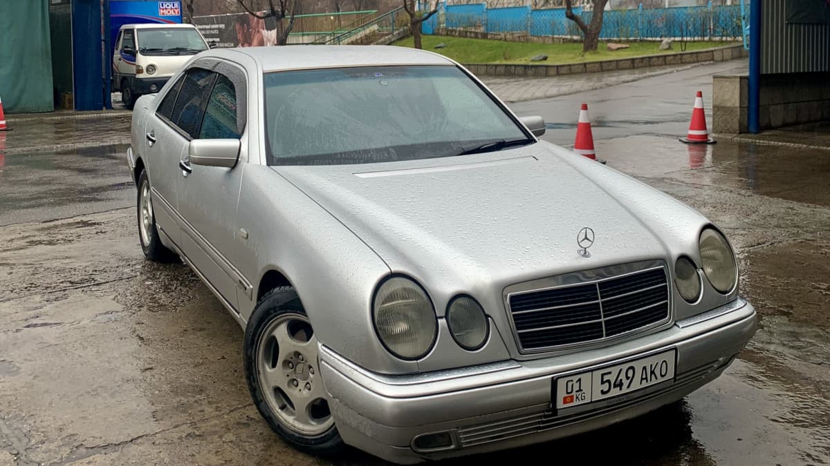 Mercedes-Benz E-Класс II (W210, S210) E 240 Elegance