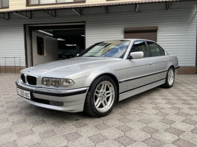 BMW 7 серии III (E38) Рестайлинг 