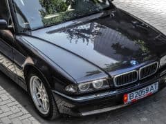 BMW 7 серии III (E38) navarra violet