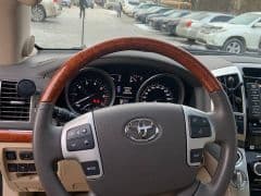 Toyota Land Cruiser 200 Series Рестайлинг 1 Крузер