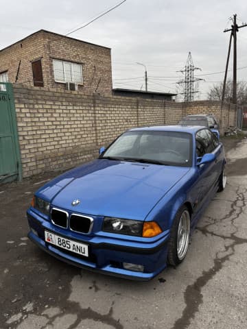 Car Image Blur