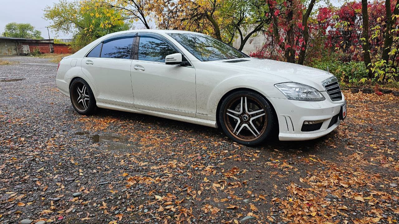 Mercedes-Benz S-Класс V (W221) Японский 550й